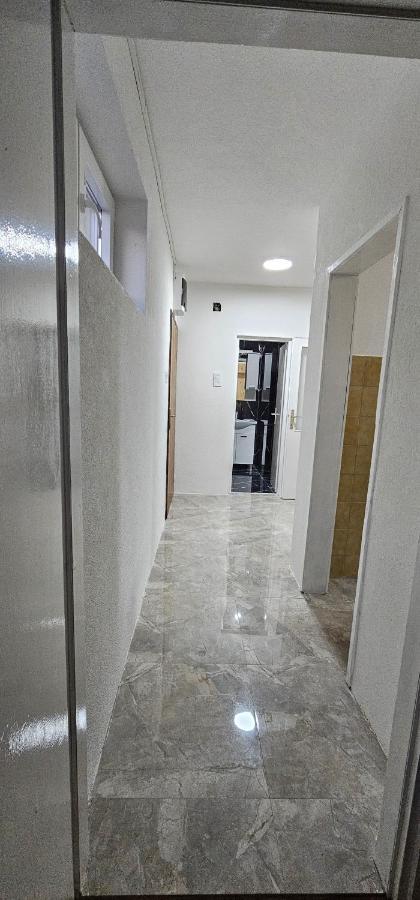 Stan Na Dan Kozarska Dubica Διαμέρισμα Bosanska Dubica Εξωτερικό φωτογραφία